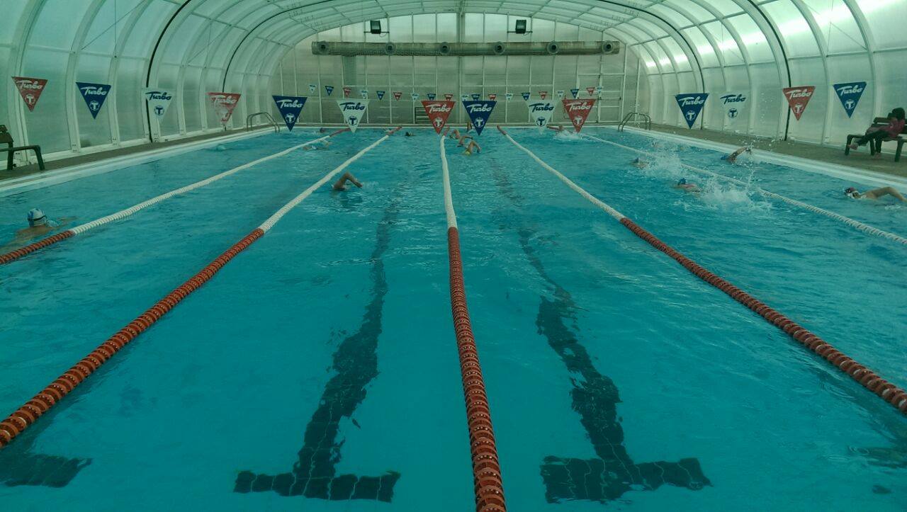 PISCINA TOSCAR